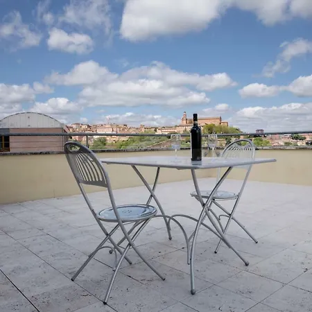 Aparthotel Porta Pispini 2*